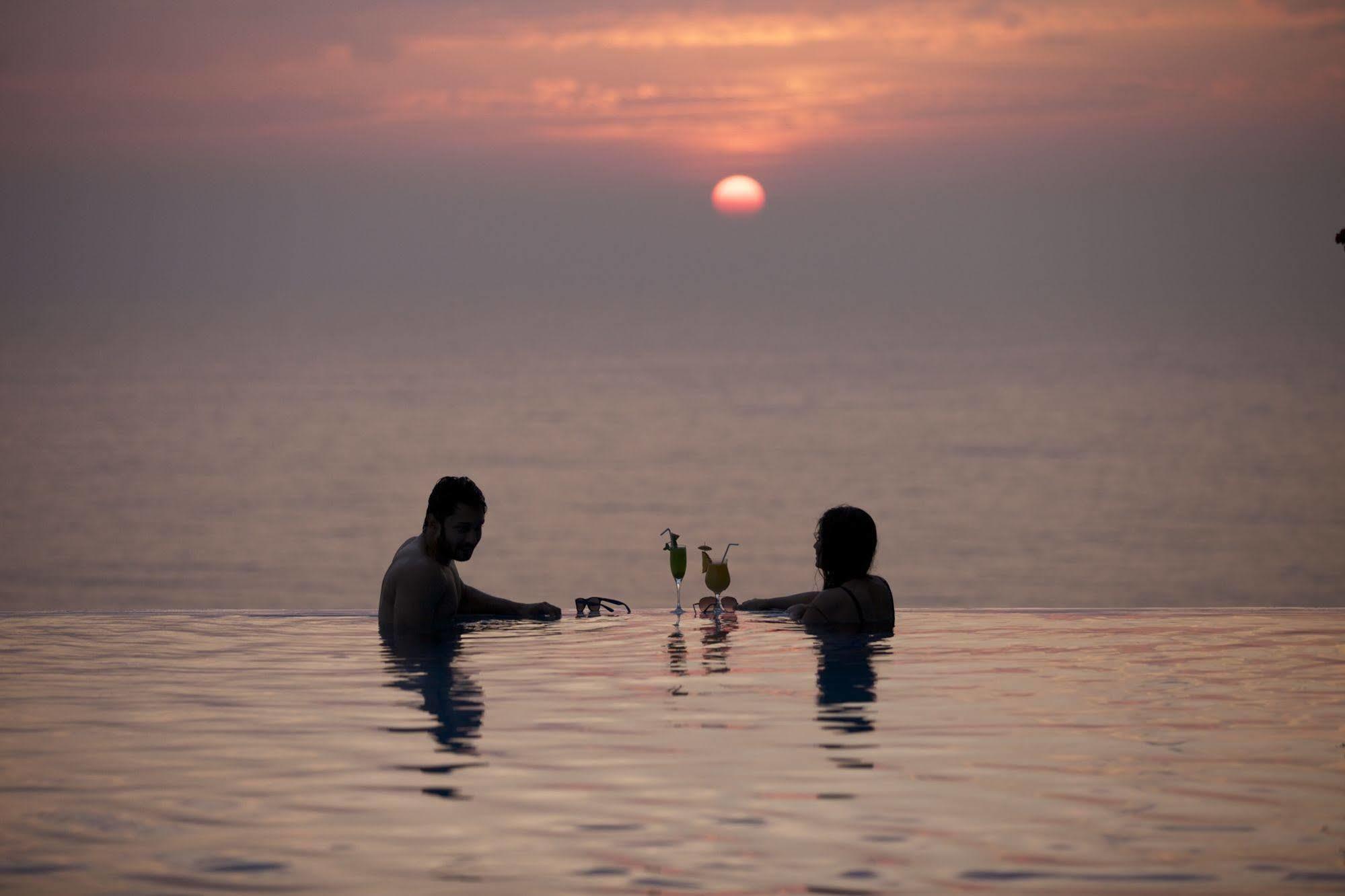 Sayeman Beach Resort Cox's Bazar Exteriör bild